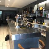 Commerces 2 pièces / 90 m² / 90 000 € / NIMES